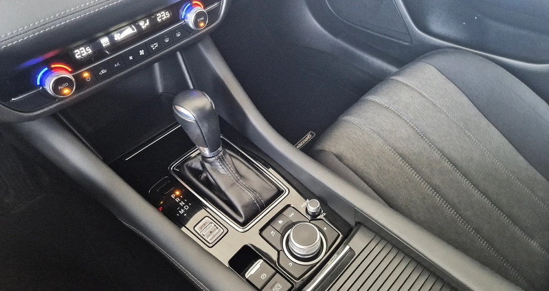 Mazda 6 cena 99900 przebieg: 57038, rok produkcji 2021 z Suchedniów małe 191